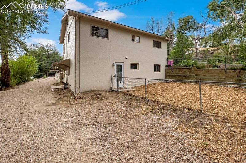 546 St Vrain St, Colorado Springs, CO 80905