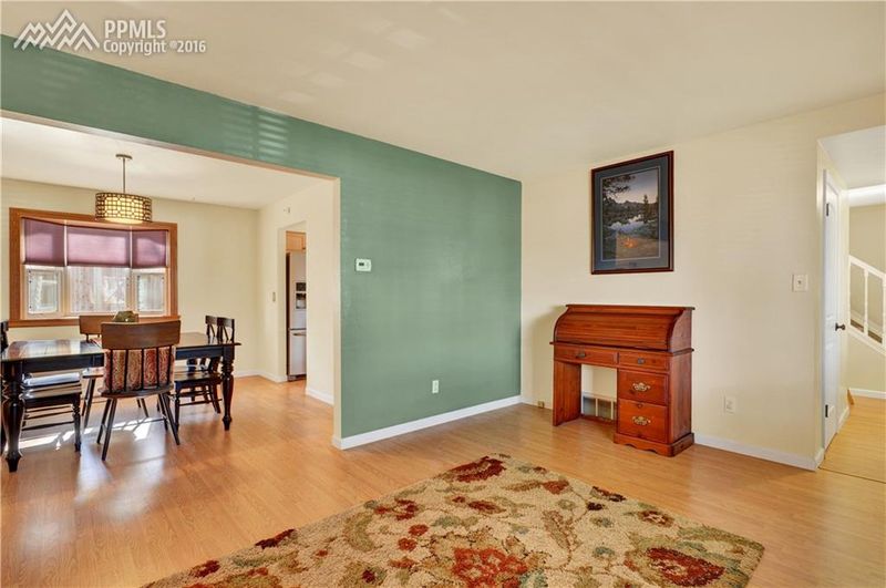 5461 S Buckskin Pass Dr, Colorado Springs, CO 80917