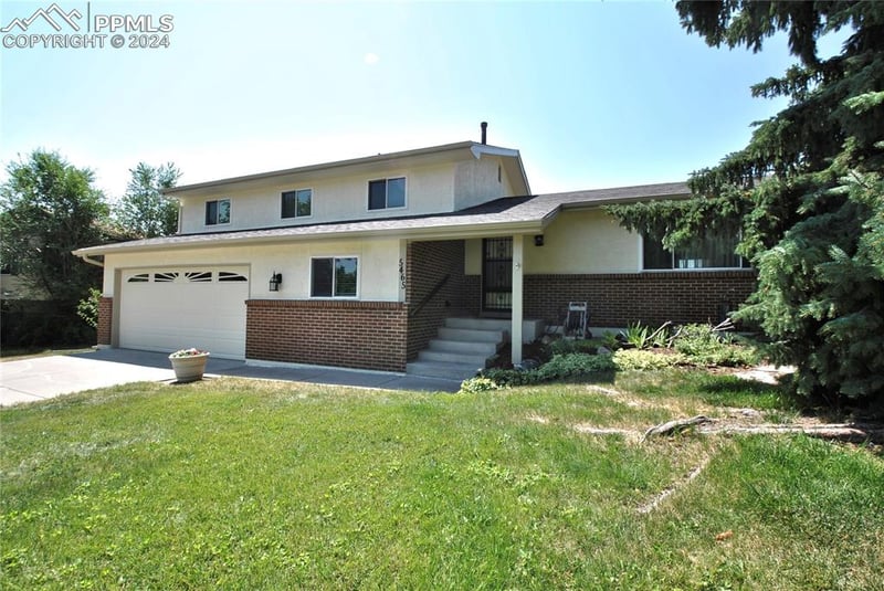 5465 Gunshot Pass Dr, Colorado Springs, CO 80917