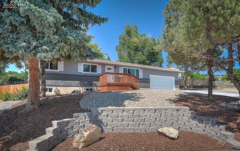 5470 Flintridge Dr, Colorado Springs, CO 80918