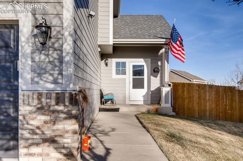 5471 Geode Ln, Colorado Springs, CO 80922