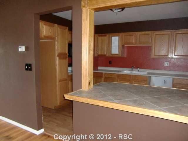548 Potter Dr, Colorado Springs, CO 80909
