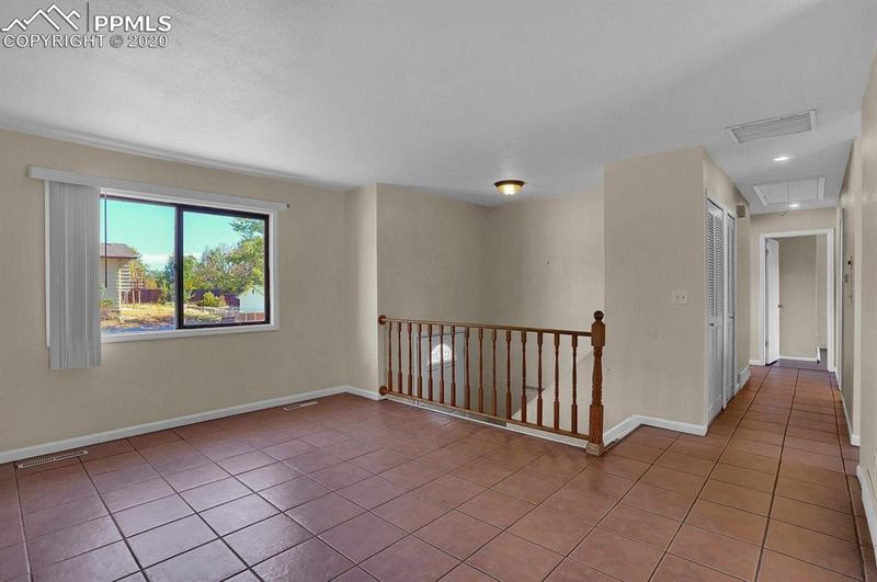 5480 Del Rey Dr, Colorado Springs, CO 80918
