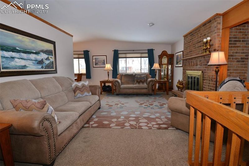5483 S Buckskin Pass Dr, Colorado Springs, CO 80917