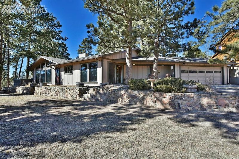 550 Apache Trl, Woodland Park, CO 80863