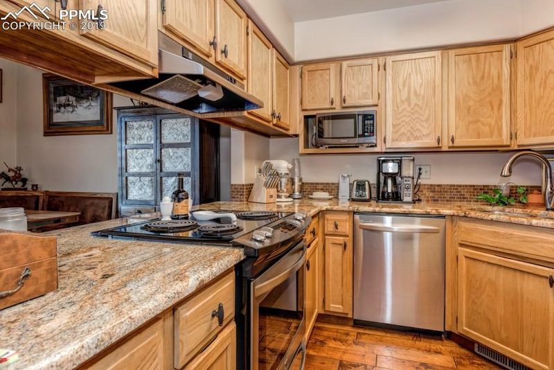 550 Autumn Crest Cir #E, Colorado Springs, CO 80919