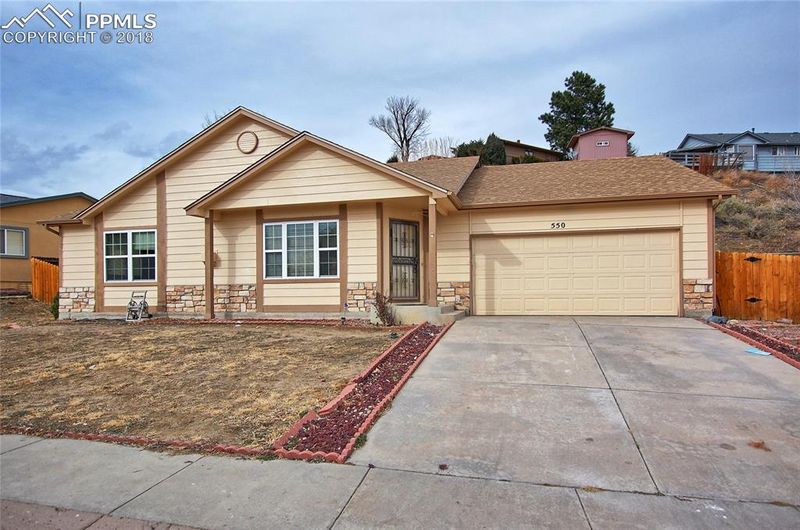 550 Kearney Ave, Colorado Springs, CO 80906