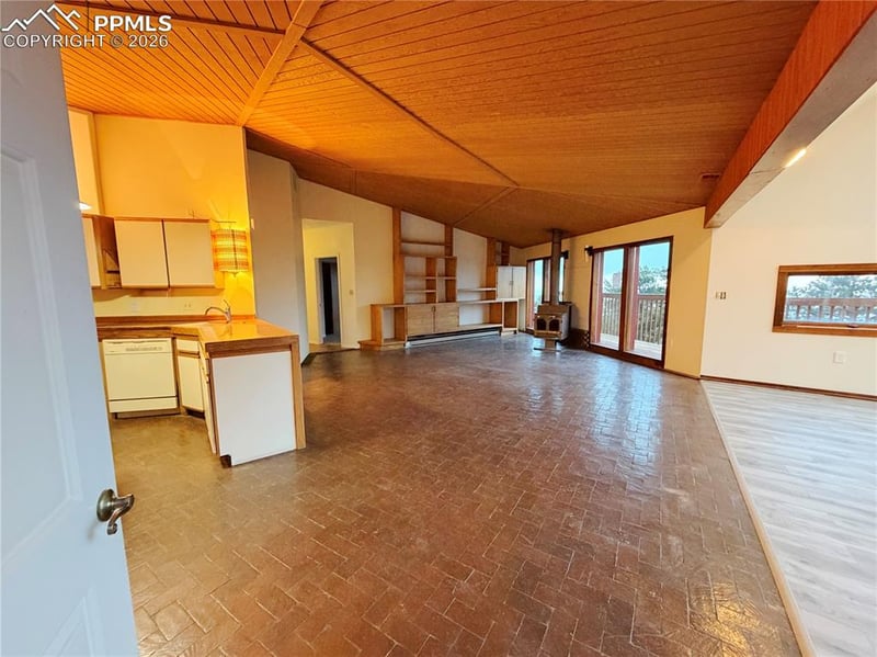 550 Upper Vista Rd, Manitou Springs, CO 80829