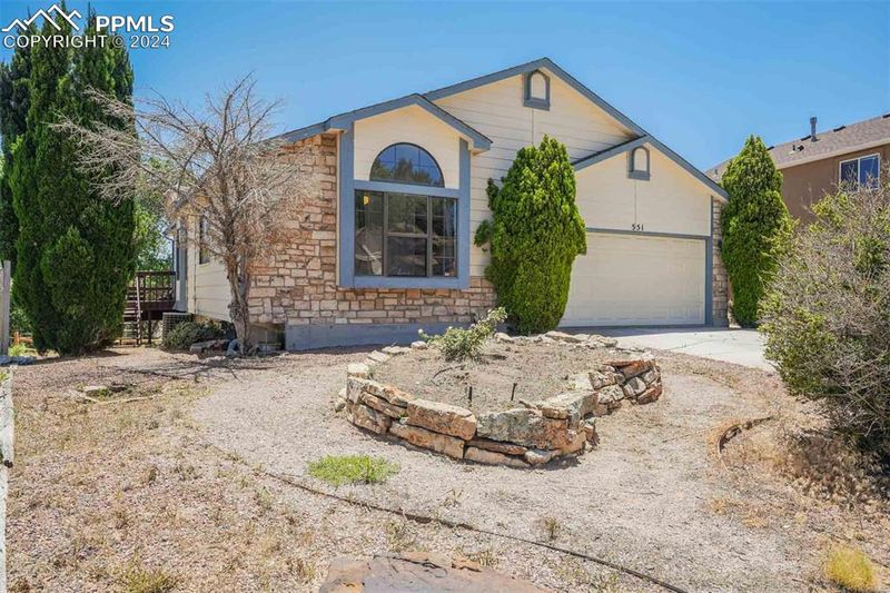 551 S Kearney Ave, Colorado Springs, CO 80906