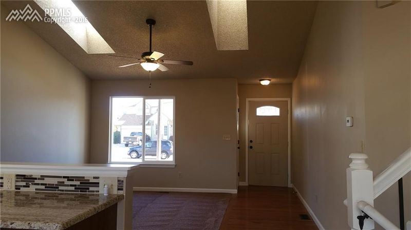 552 Lindstrom Dr, Colorado Springs, CO 80911