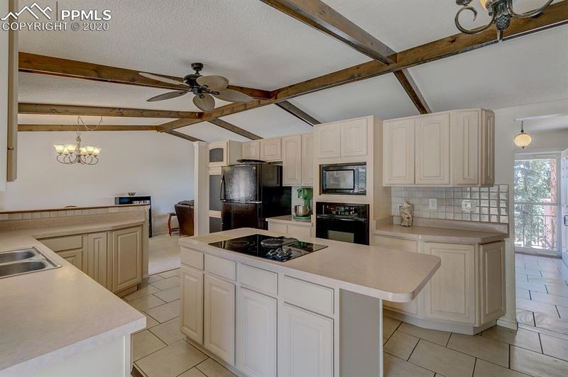 5521 Galena Pl, Colorado Springs, CO 80918