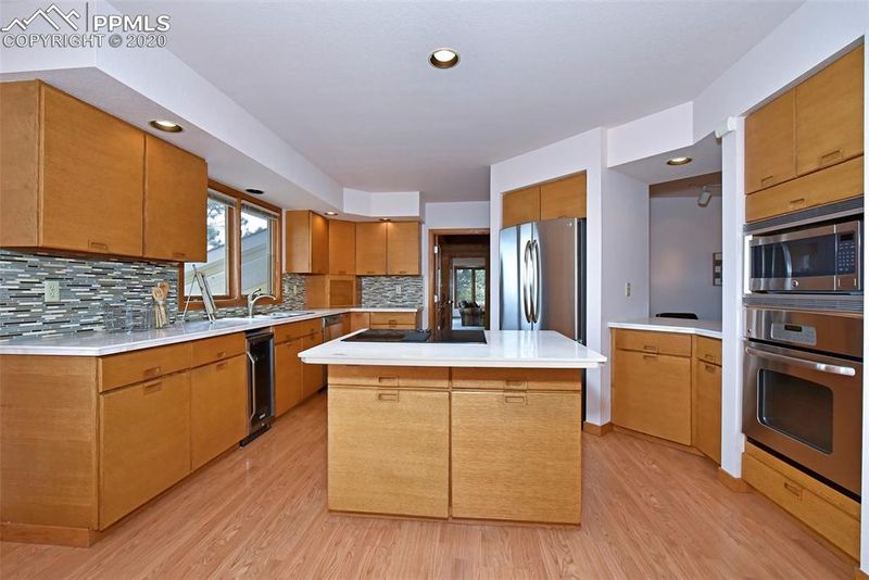 5530 Cambria Ct, Colorado Springs, CO 80918