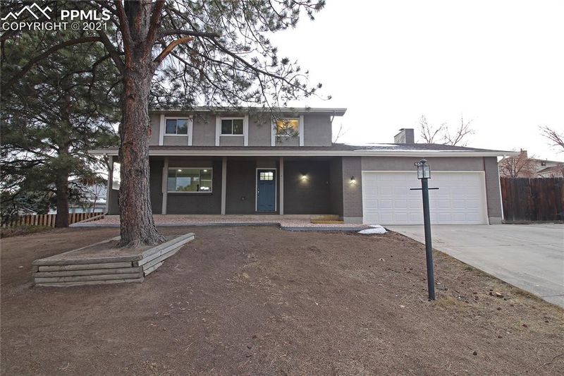 5530 Constitution Ave, Colorado Springs, CO 80915