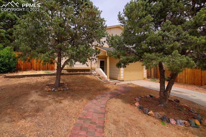 5530 Montgomery Ter, Colorado Springs, CO 80917