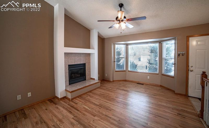 5532 Butterfield Dr, Colorado Springs, CO 80923