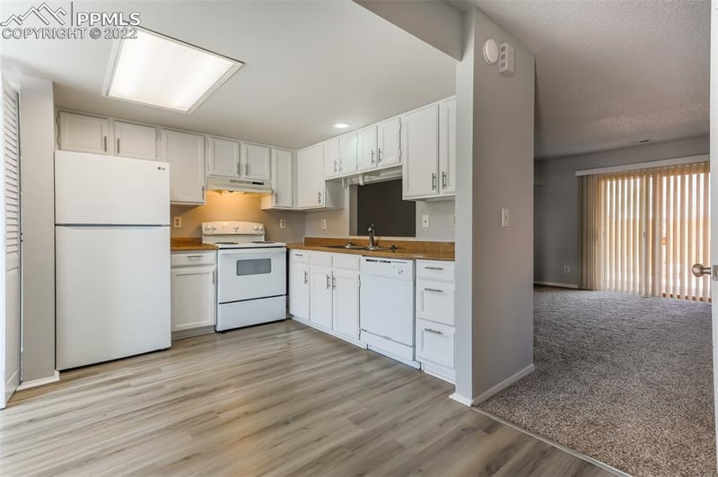 5540 Bonita Village Rd, Colorado Springs, CO 80915