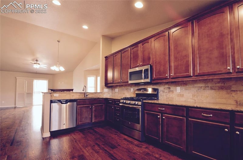 5544 Majestic Dr, Colorado Springs, CO 80919