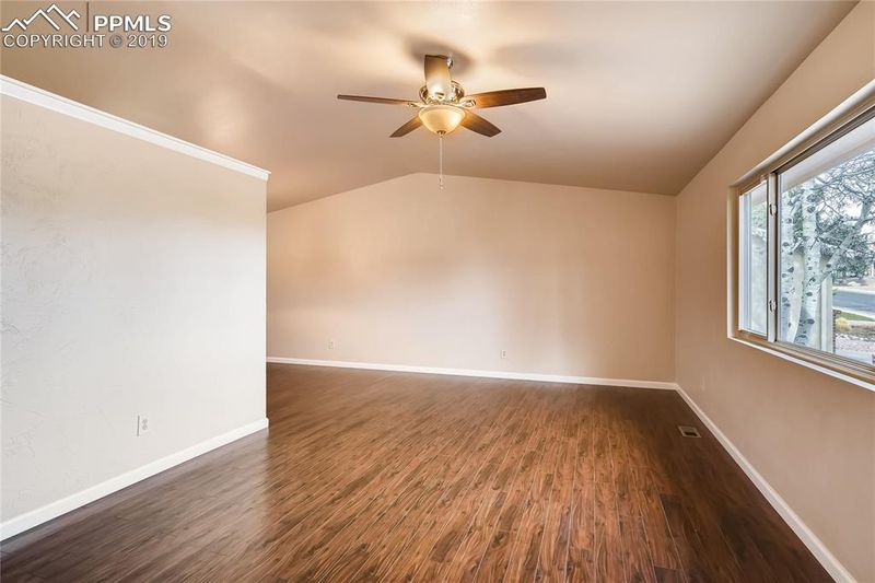 5545 Wagon Master Dr, Colorado Springs, CO 80917