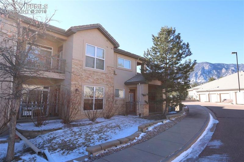 555 Cougar Bluff Point #101, Colorado Springs, CO 80906