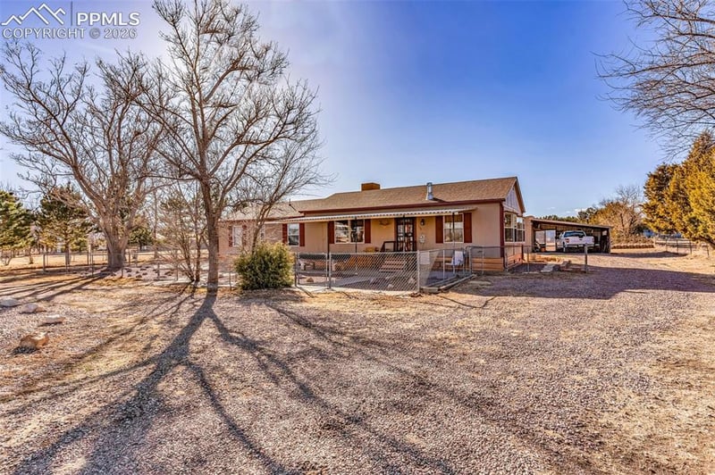 555 D St, Penrose, CO 81240