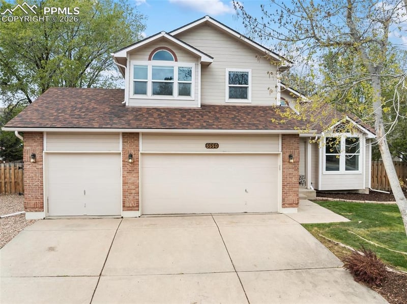 5550 Flag Way, Colorado Springs, CO 80919