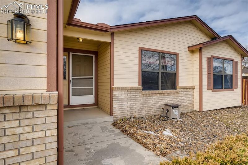5550 Preminger Dr, Colorado Springs, CO 80911