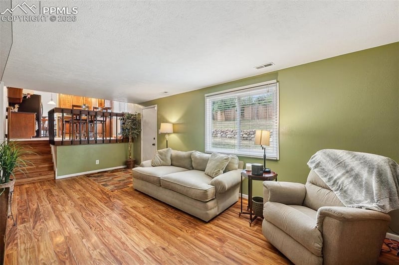 5560 Constitution Ave, Colorado Springs, CO 80915