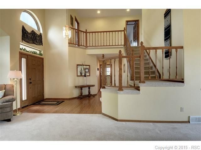 5570 Saddle Rock Rd, Colorado Springs, CO 80918