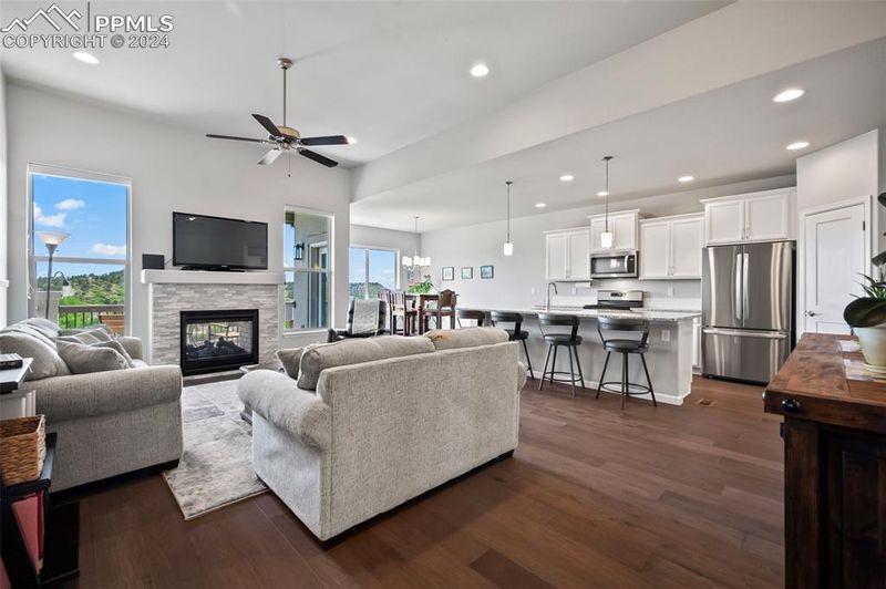 5571 Silverstone Ter, Colorado Springs, CO 80919
