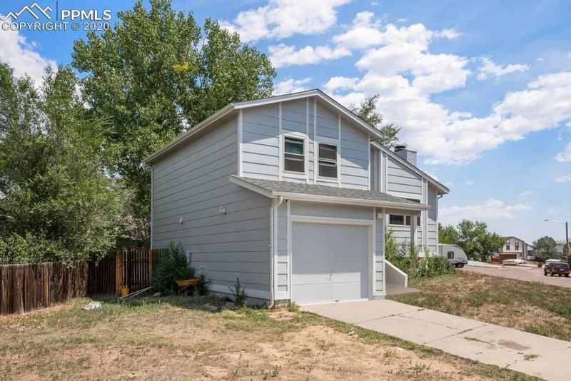 558 Blossom Field Rd, Fountain, CO 80817