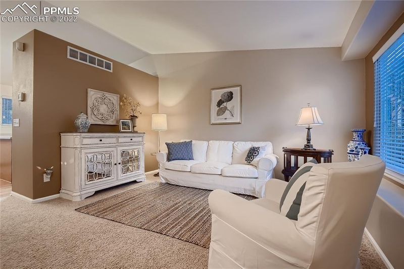 5584 S Yakima St, Aurora, CO 80015