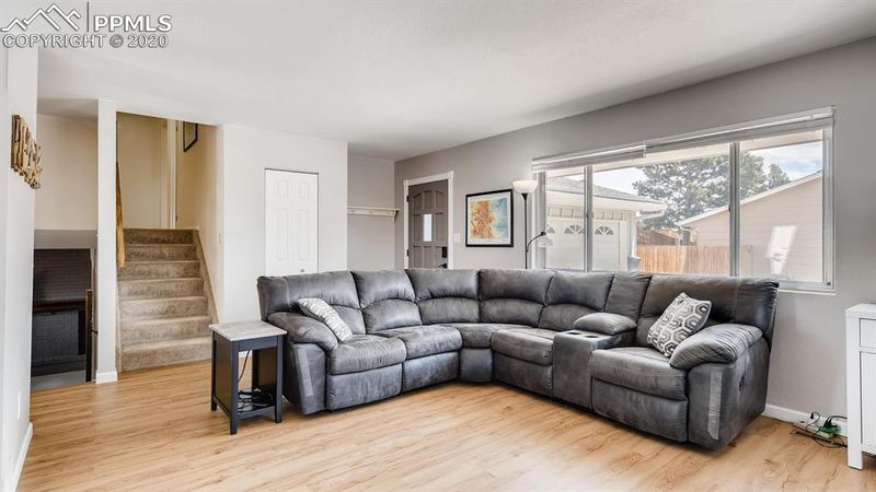 5585 Galena Dr, Colorado Springs, CO 80918