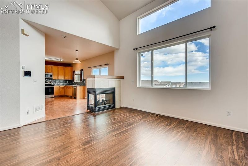 5587 Rose Ridge Ln, Colorado Springs, CO 80917