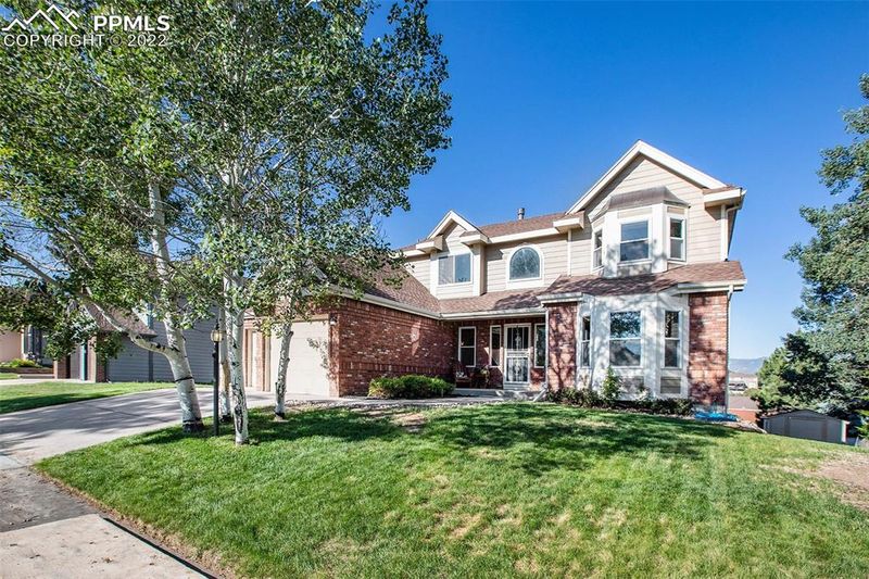 5590 Saddle Rock Rd, Colorado Springs, CO 80918