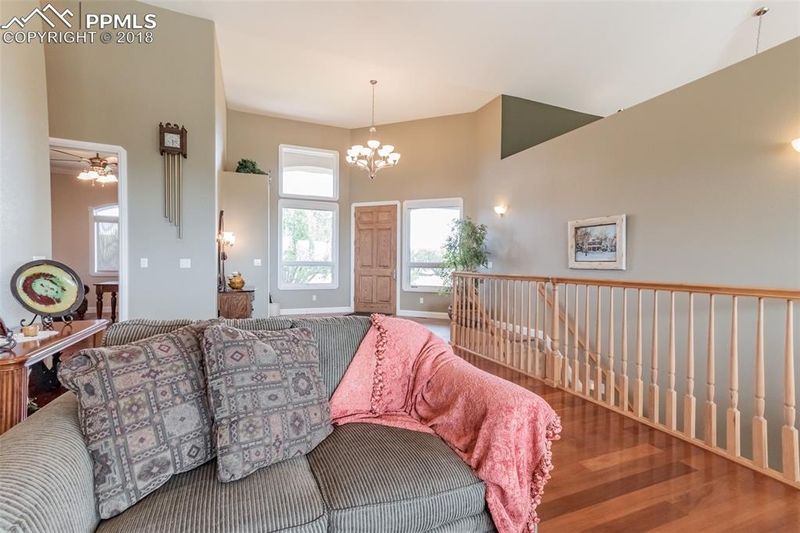 5592 Eagle Feather Ln, Pueblo, CO 81004
