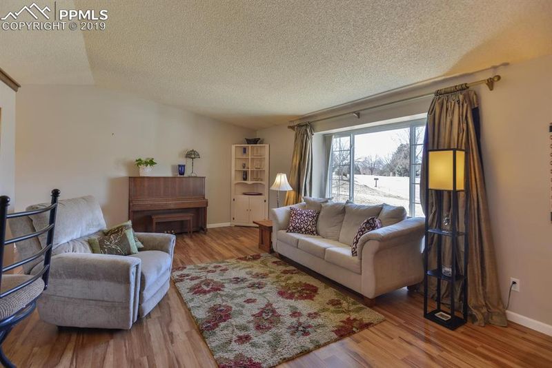 5593 E Old Farm Cir, Colorado Springs, CO 80917