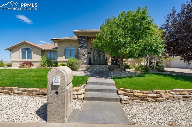 56 Tierra Casa Dr, Pueblo, CO 81005