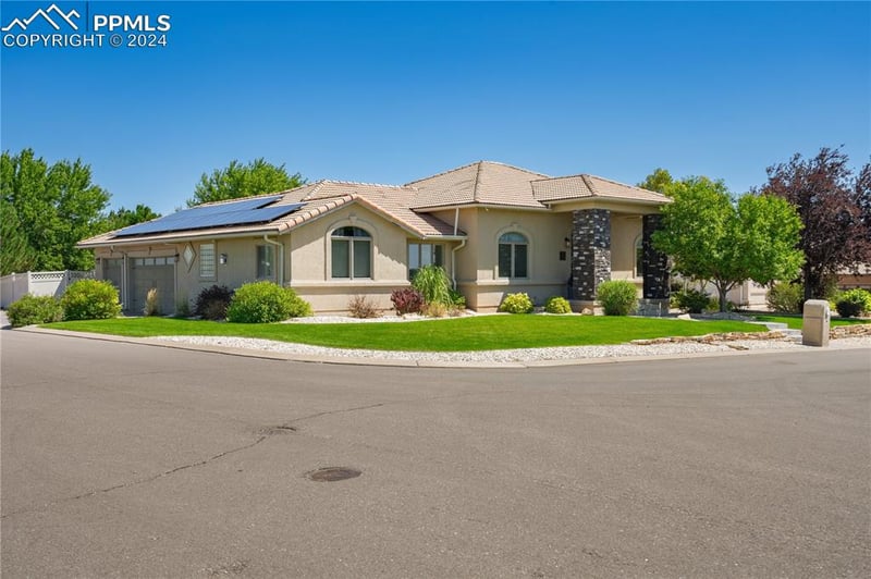 56 Tierra Casa Dr, Pueblo, CO 81005