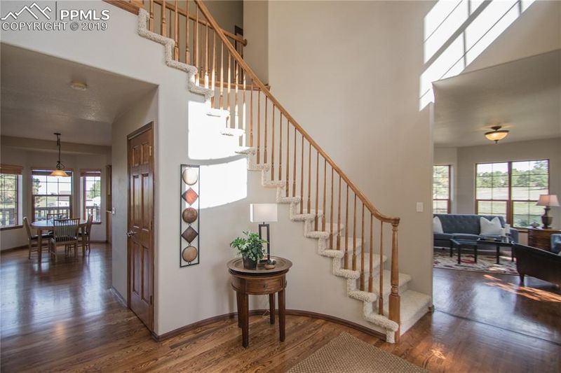 560 E Kings Deer Point, Monument, CO 80132