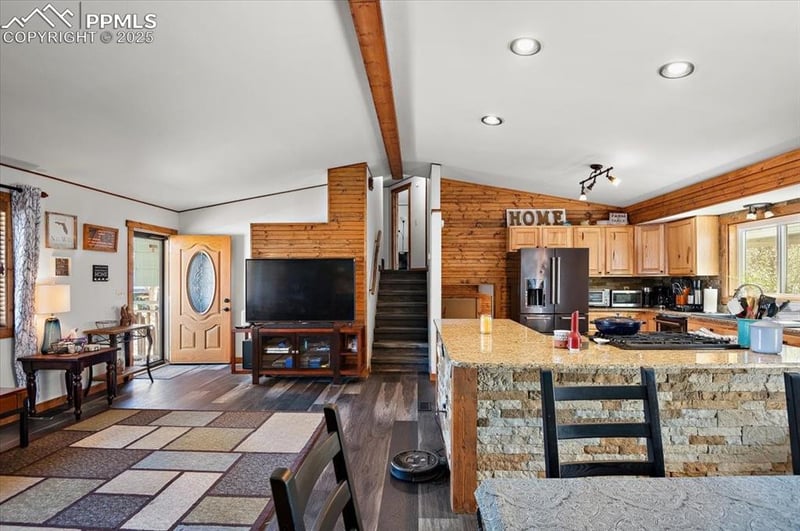 5601 Lantana Cir, Colorado Springs, CO 80915