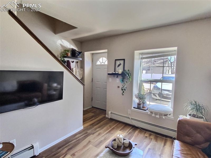 561 W Dale St, Colorado Springs, CO 80905