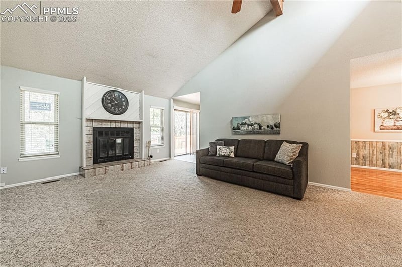 5612 Old Farm Cir, Colorado Springs, CO 80917