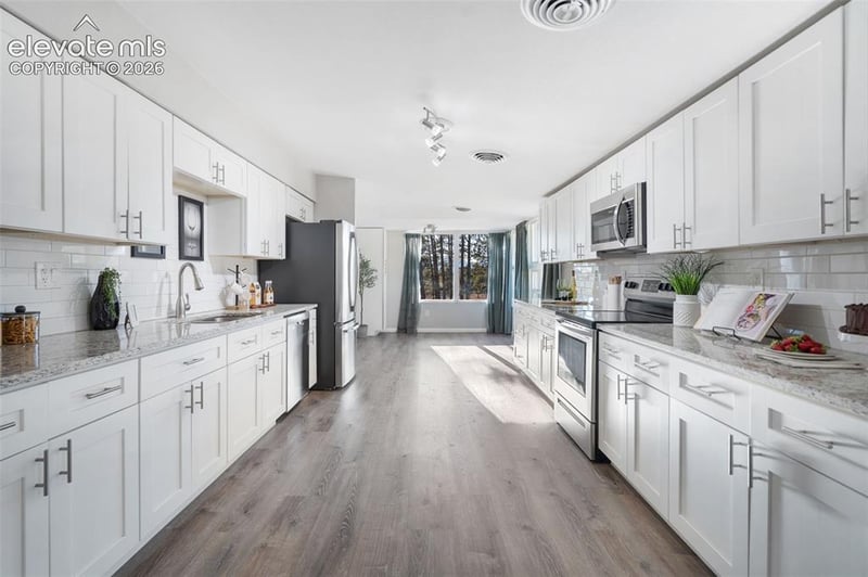 5620 Shoup Rd, Colorado Springs, CO 80908