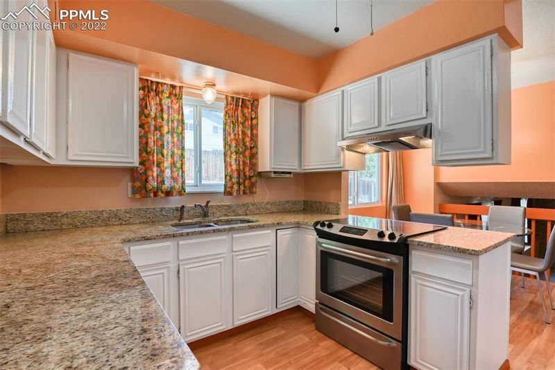 5624 N Buckskin Pass Dr, Colorado Springs, CO 80917