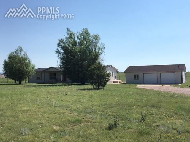 5635 Coyote Ln, Peyton, CO 80831