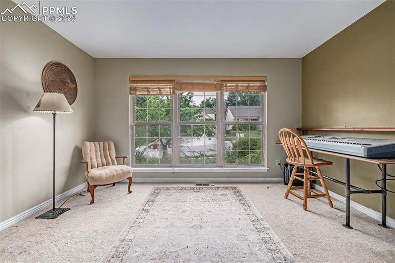 5640 Saddle Rock Rd, Colorado Springs, CO 80918