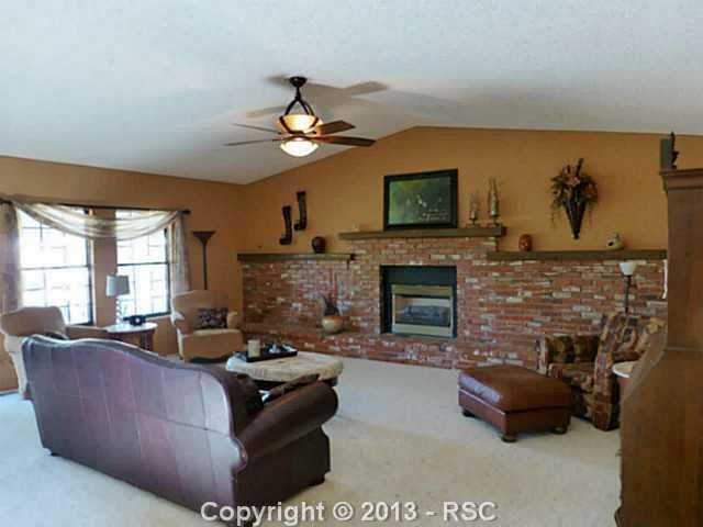 5645 Boreas Ct, Colorado Springs, CO 80917