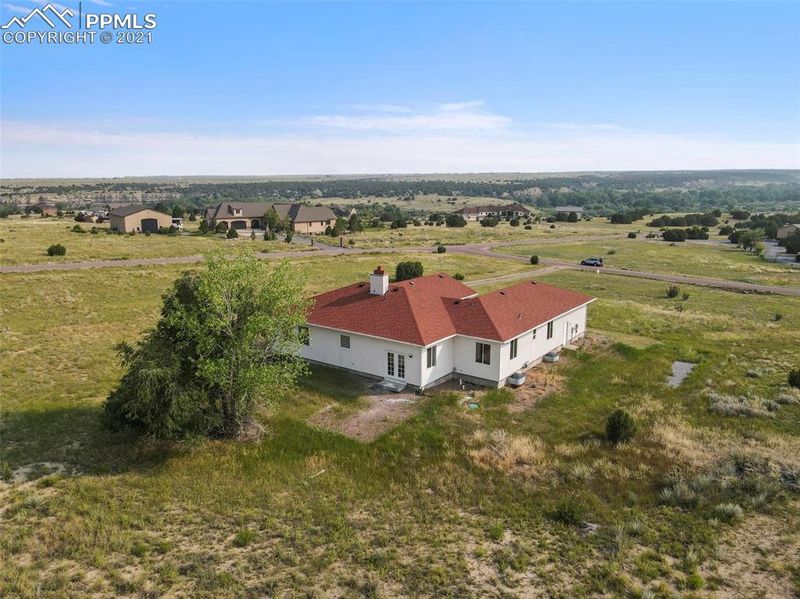 5647 Summit View Dr, Pueblo, CO 81004