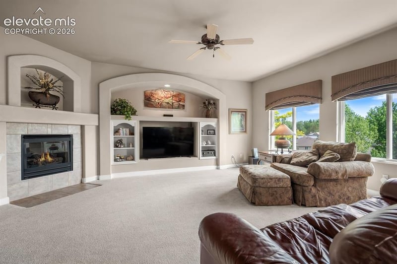 5655 Bridlespur Ridge Pl, Colorado Springs, CO 80918
