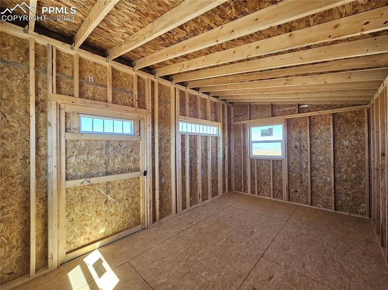 5665 Antelope Rd, Pueblo, CO 81008